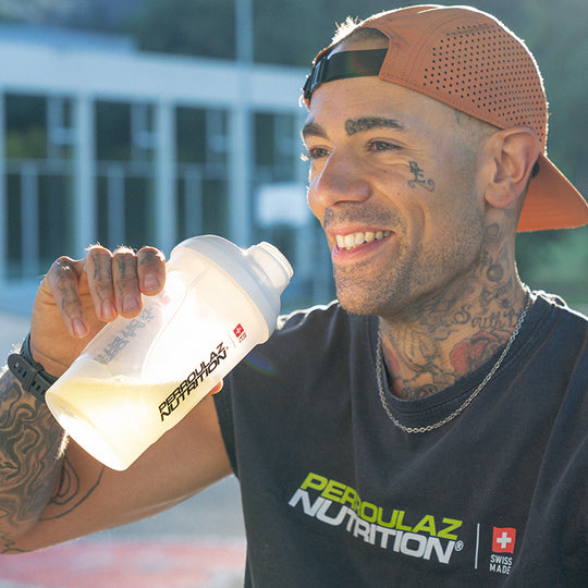 Trinken Shaker Wave White